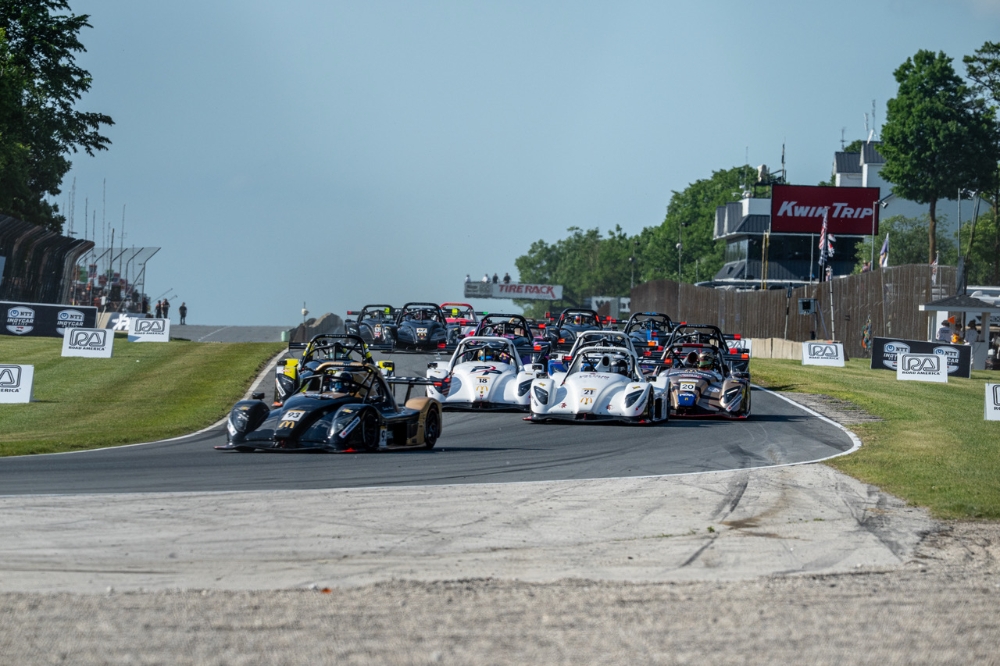 Schriber and D’Ambrose star as streak continues for Nicol at Road America