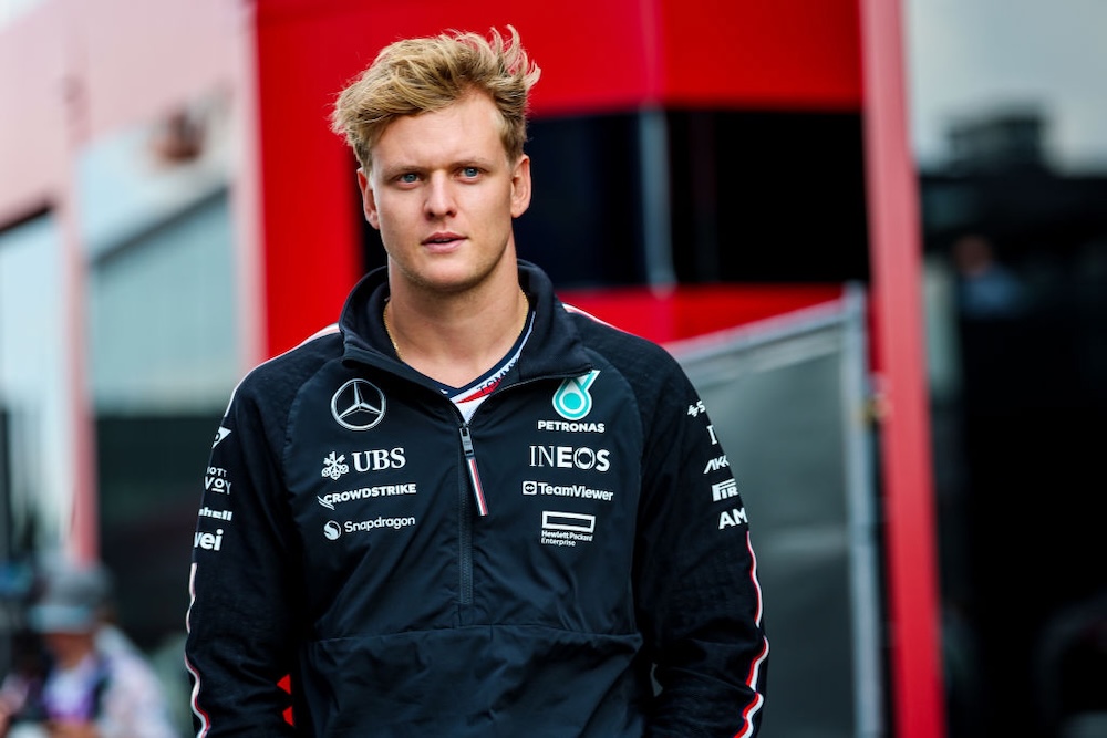 Schumacher to test IndyCar with RLL on IMS road course