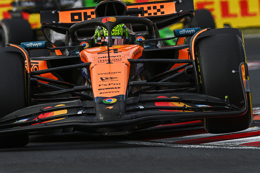 Norris stretches advantage over Piastri in FP2