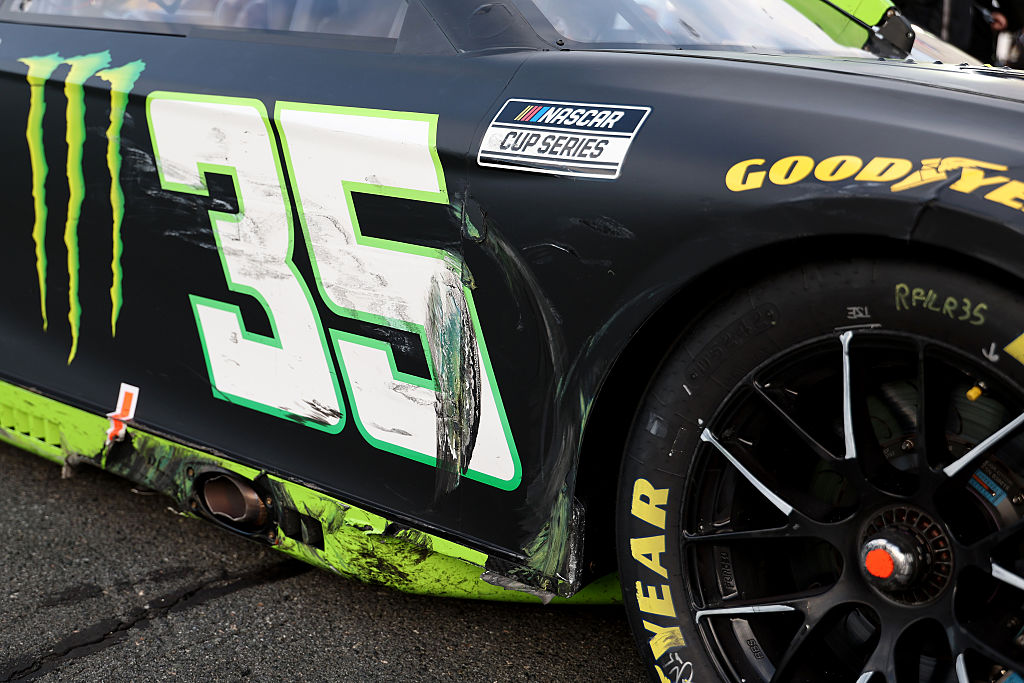 Underweight Herbst earns Roval DQ, finalizing Round of 8 standings