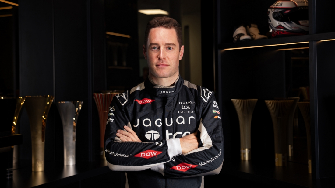 Vandoorne lands Jaguar reserve role