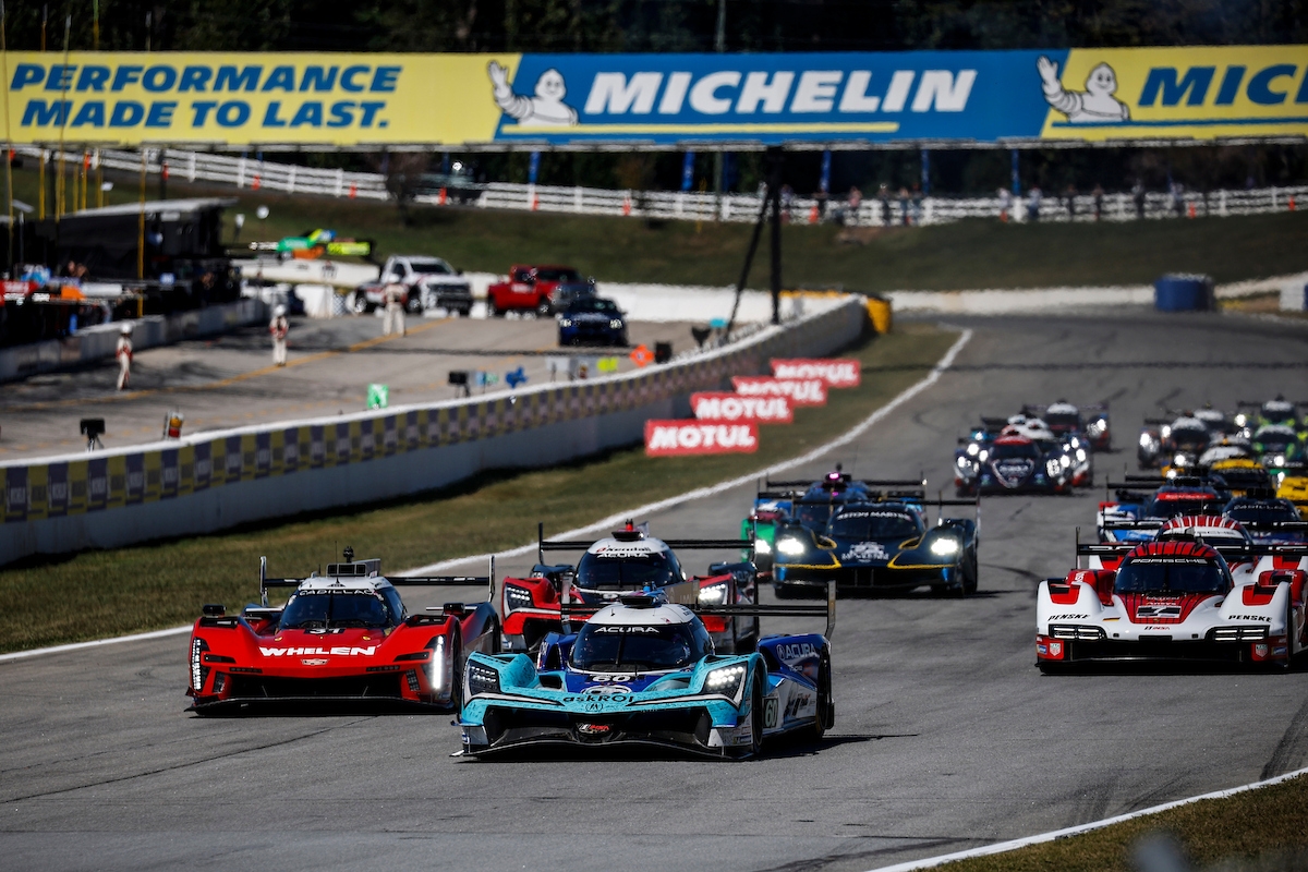 MSR leads Petit at quarter distance after first lap GTD pileup